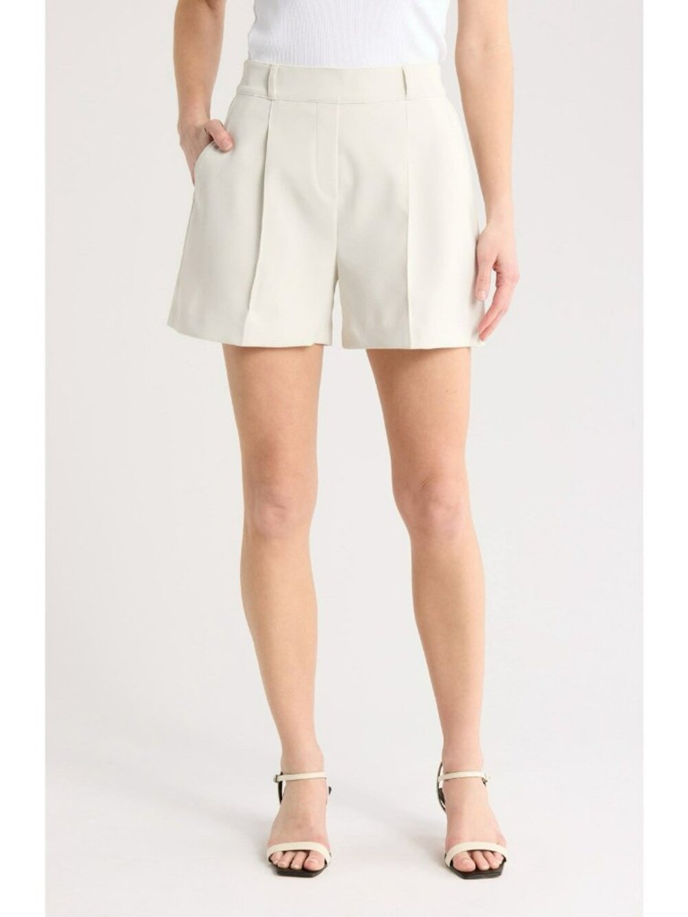 NWT Spanx Opacity Crepe 6" Shorts Parchment Off White Large Tummy Control $138